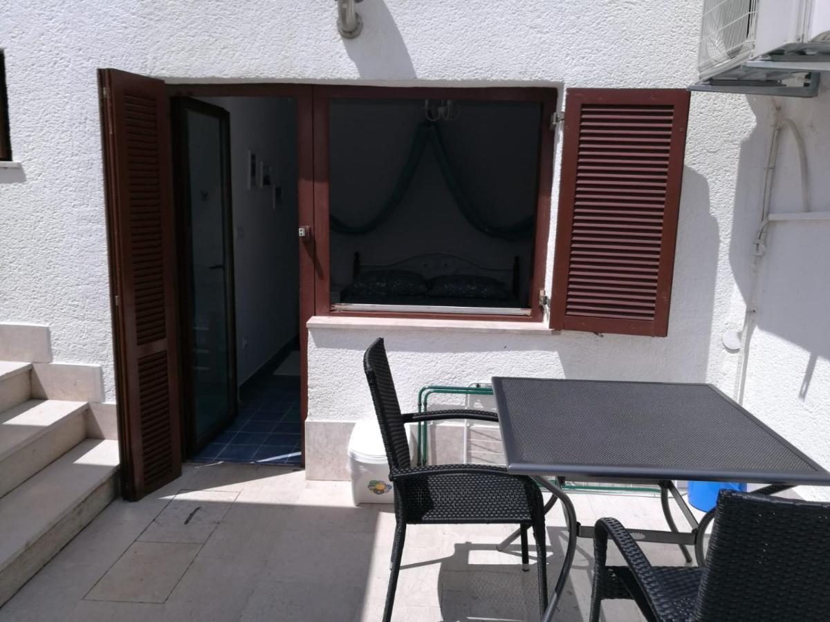 Ferienhaus Bozena Appartment 1 Vrsar Exteriör bild